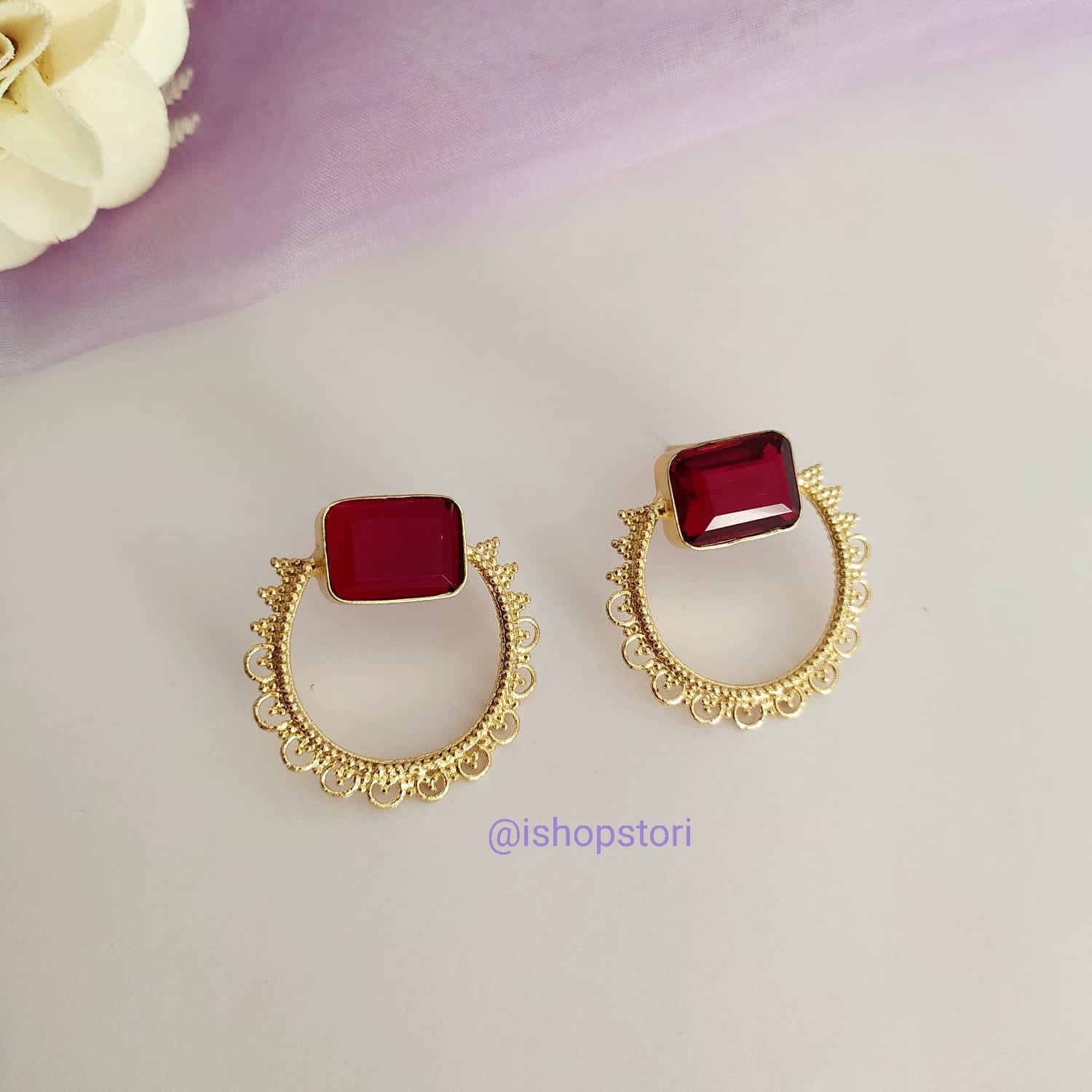 Prati Glossy Stone Round Earrings