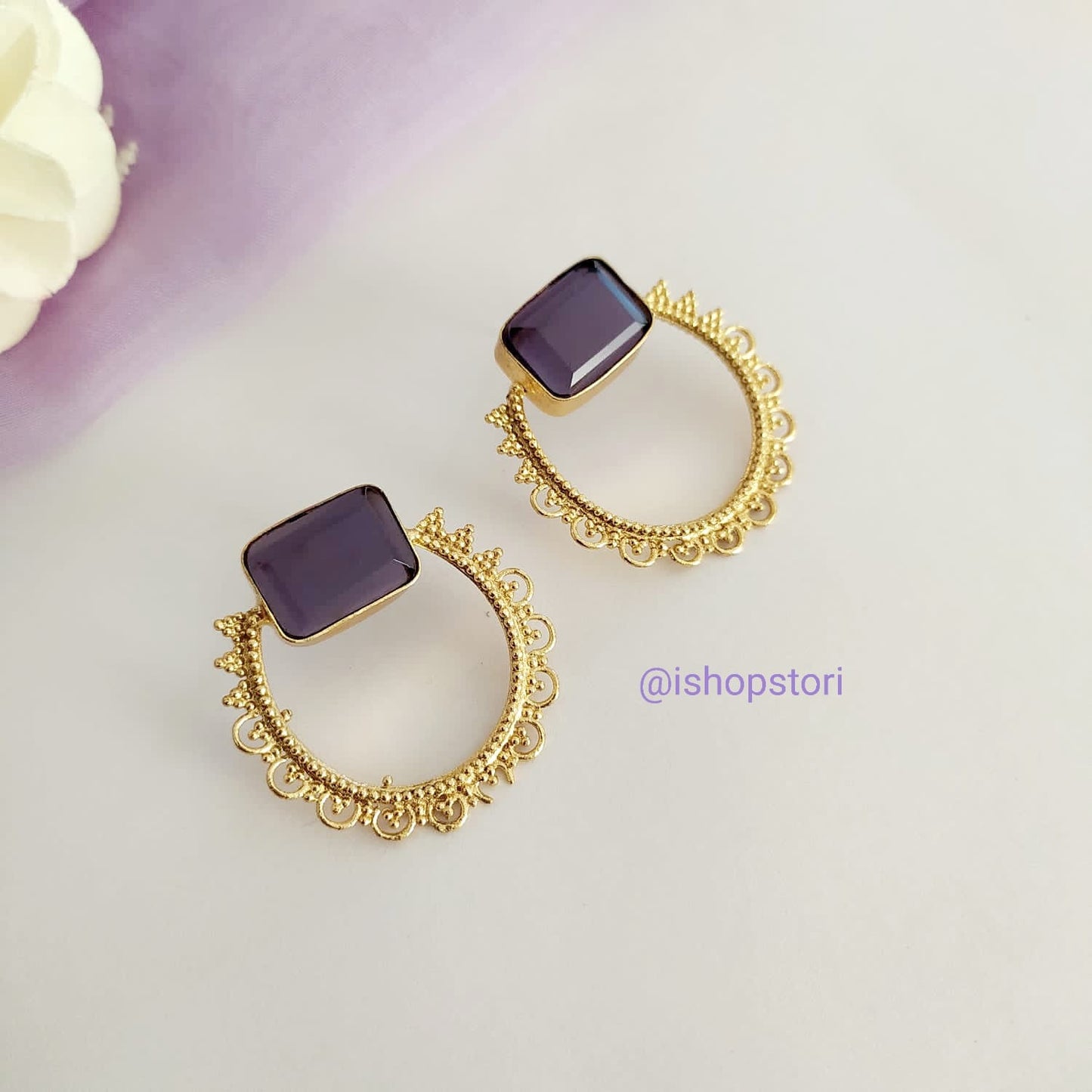 Prati Glossy Stone Round Earrings