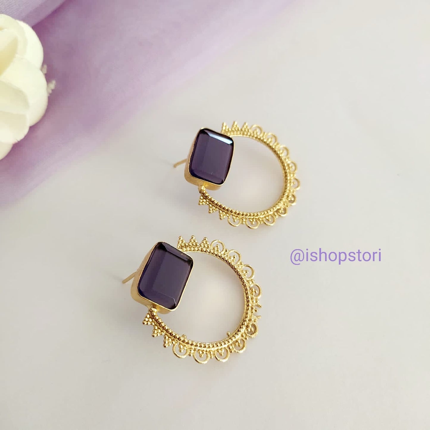 Prati Glossy Stone Round Earrings
