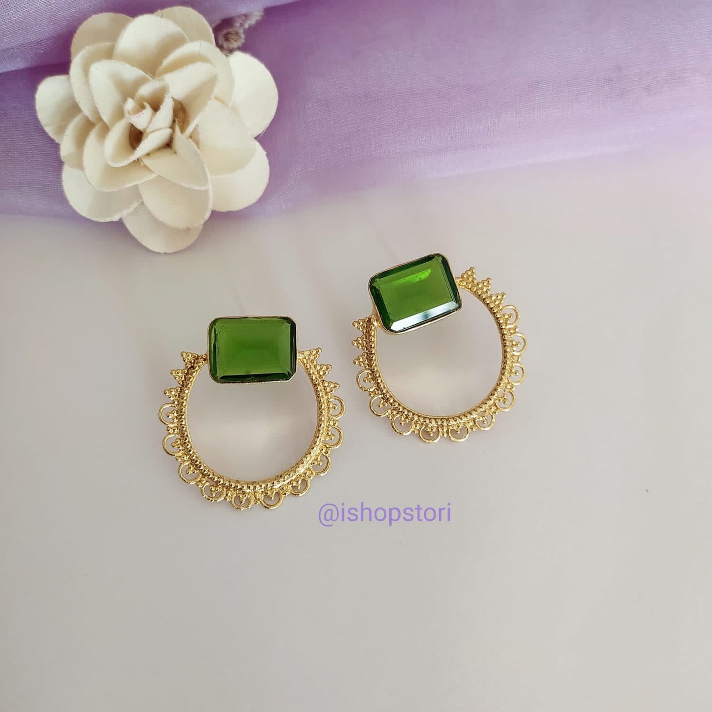 Prati Glossy Stone Round Earrings