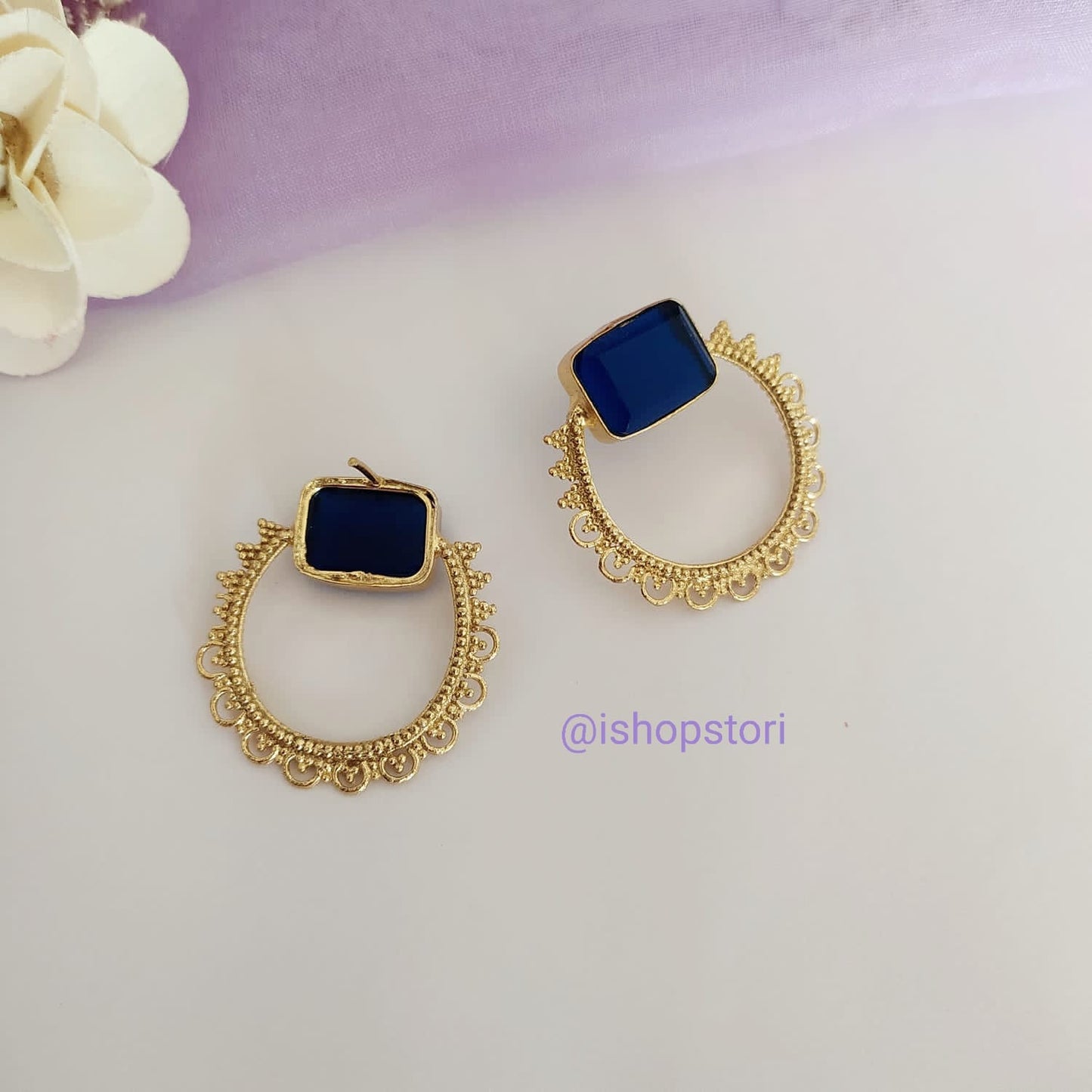 Prati Glossy Stone Round Earrings