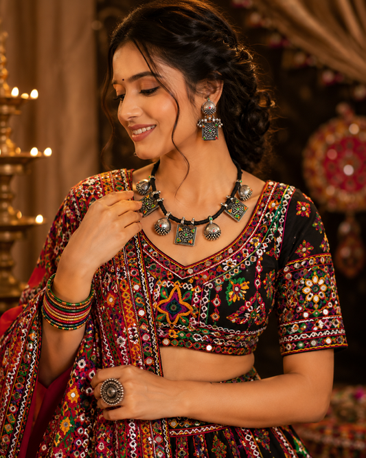 Rayasha Oxidised Necklace Set with Earrings