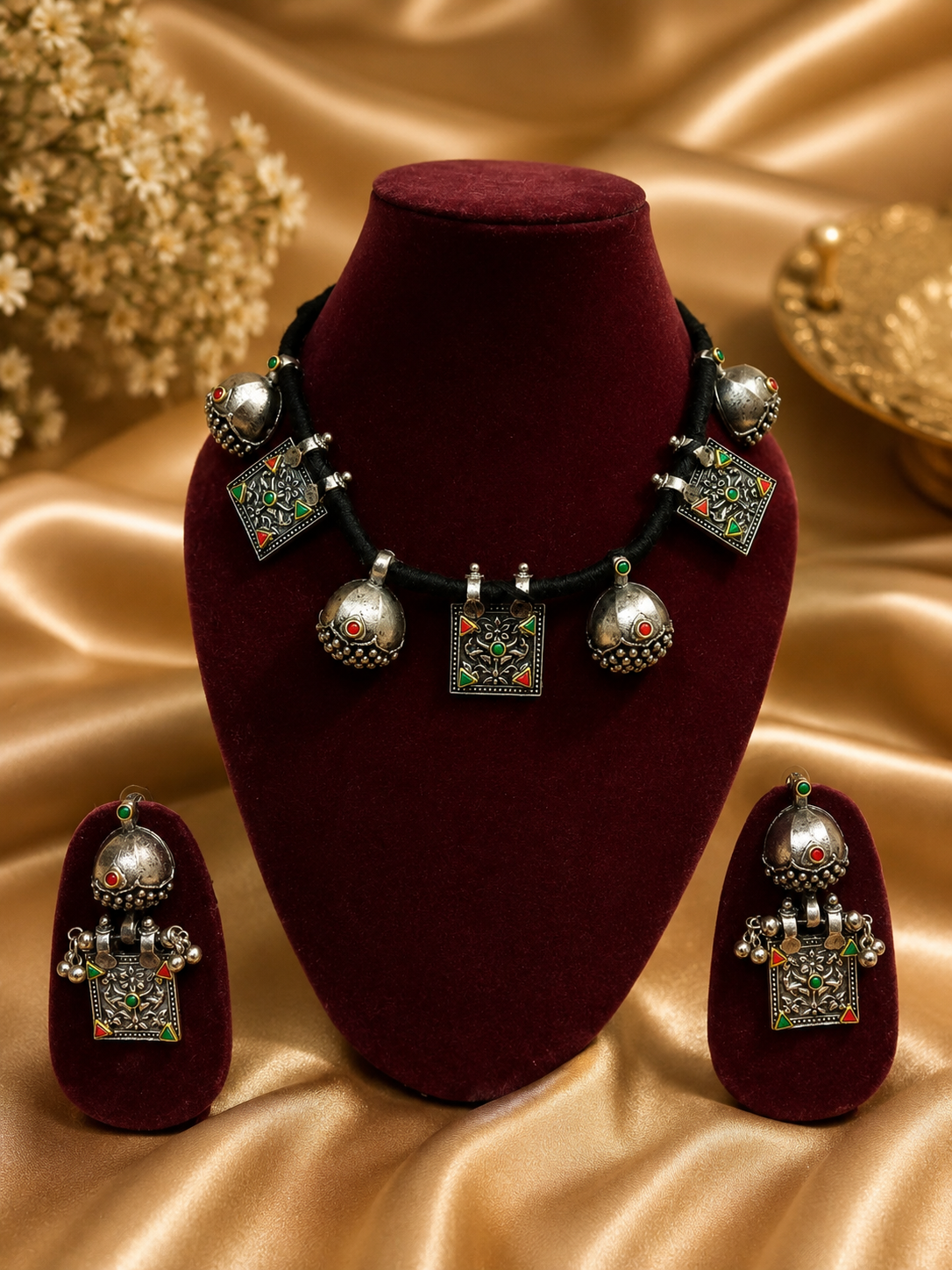 Rayasha Oxidised Necklace Set with Earrings1