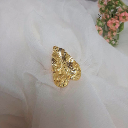 Colocasia Golden Polish Finger Ring