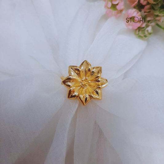 Floral Blossom Golden Polish Finger Ring