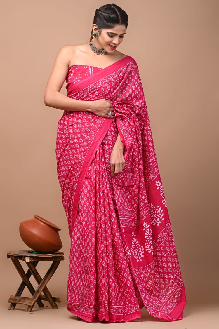 Red White Pattern Printed Handloom Cotton Mulmul Saree