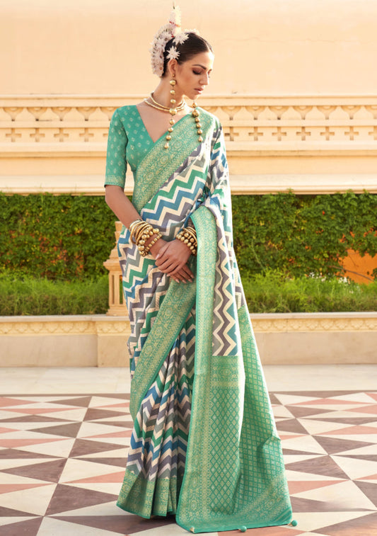 Best Peacock Green Patola Silk Saree Online in India