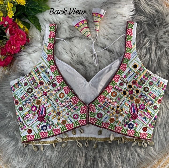 White Prahan Kutchi Embroidered Blouse With Elbow Sleeves