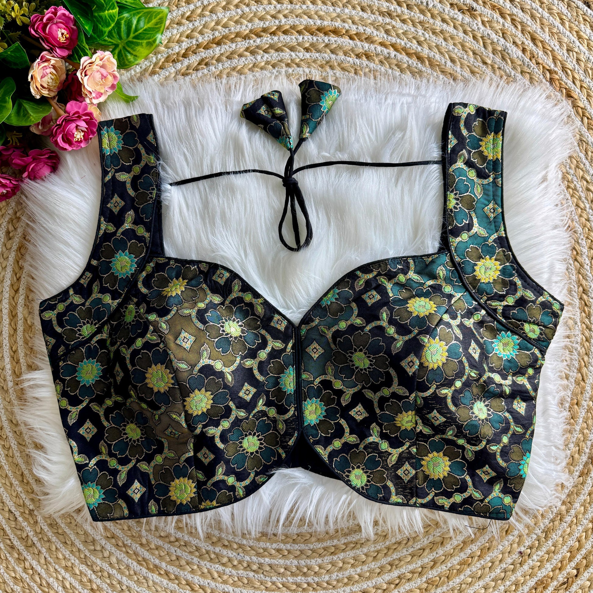Black Mahira Jacquard Sleeveless Blouse