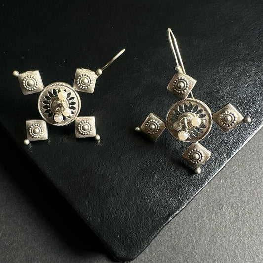 STORI Disha Dangler Earrings
