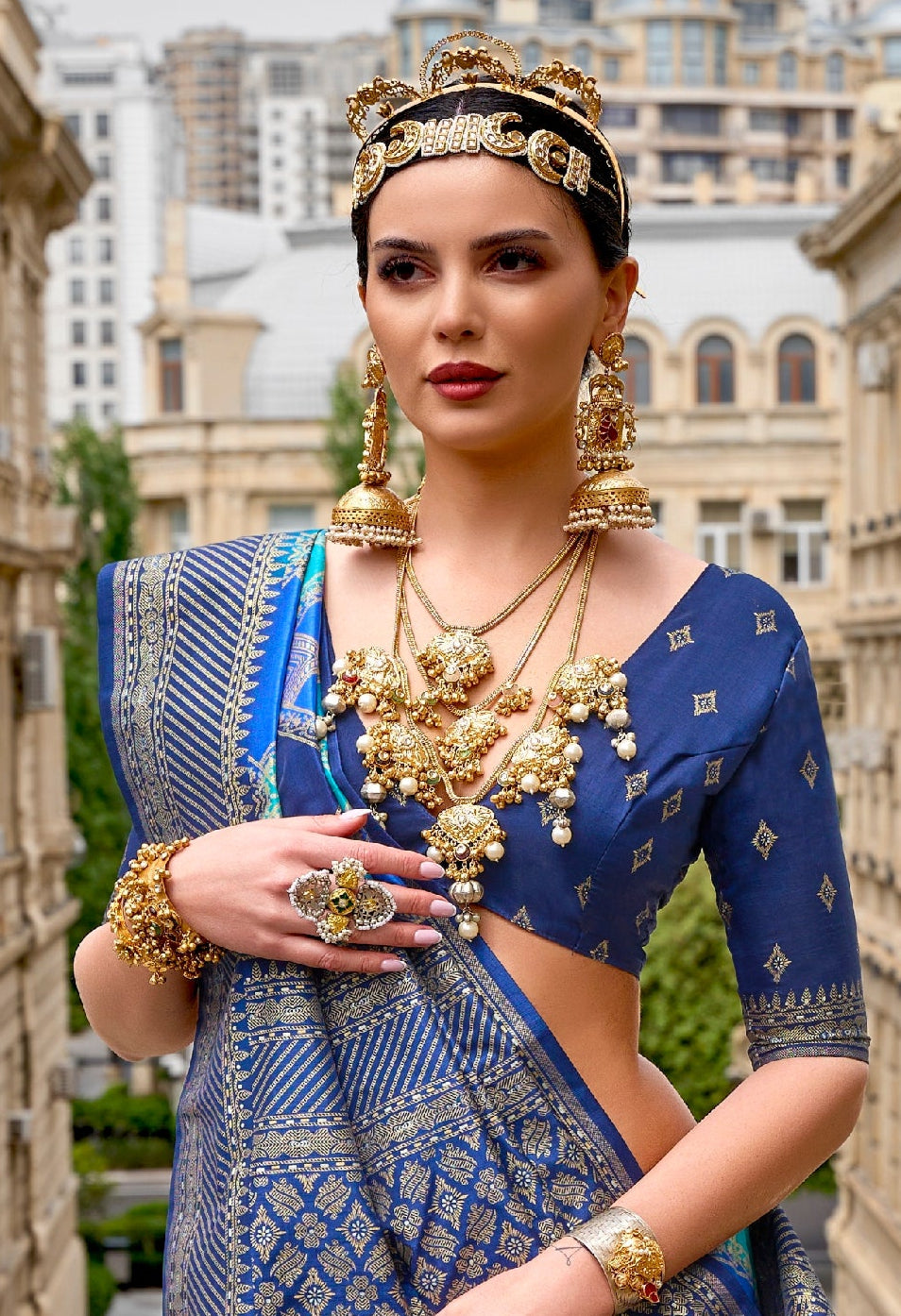 Banarasi Silk Saree With Blue Diamond Palettes