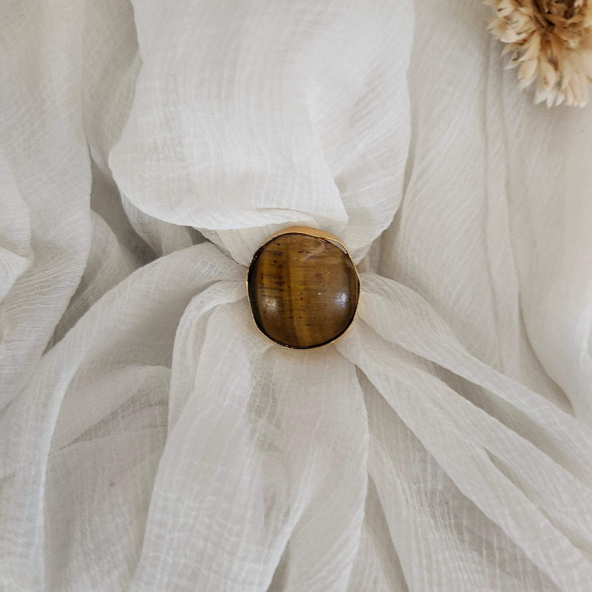 Cateye Stone Finger Ring
