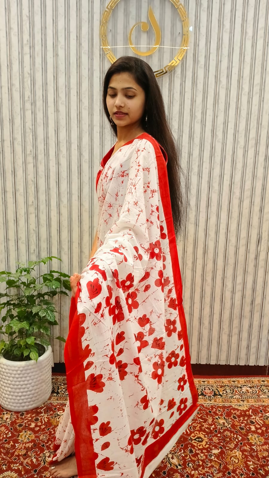 Red & White STORI Saree Floral Printed Cotton Mulmul Saree