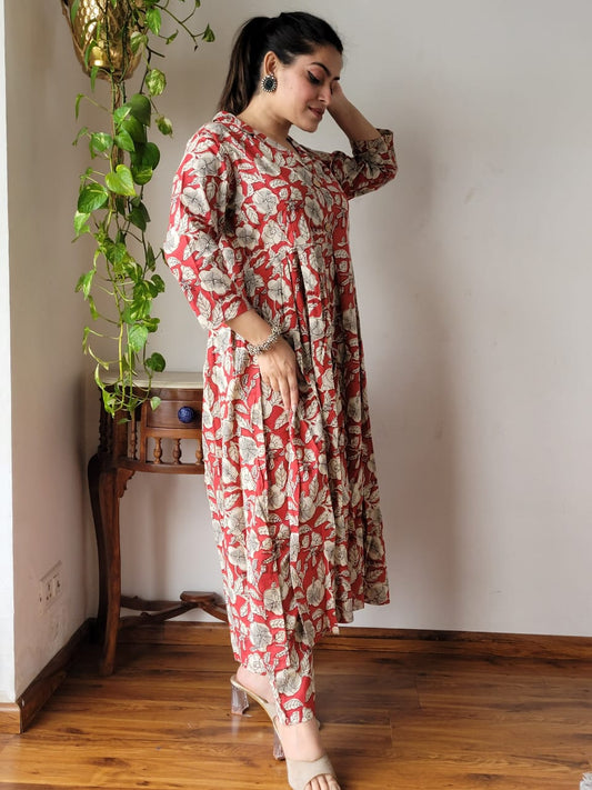Shop Red Nyra Cut Cotton Kurti Set