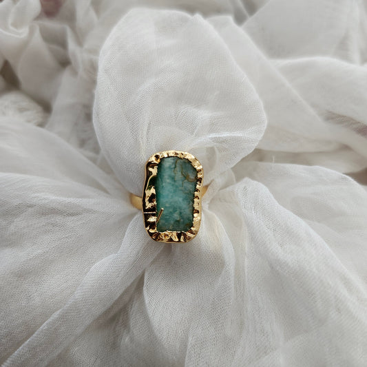 Shop Gemstone Golden Finger Rings Online- STORI