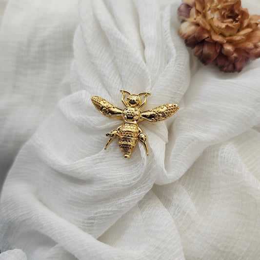 Honey Bee Finger Ring