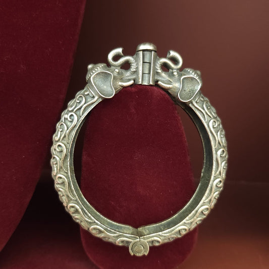 Elephant Silver Look Alike Oxidised Openable Kada / Bracelet