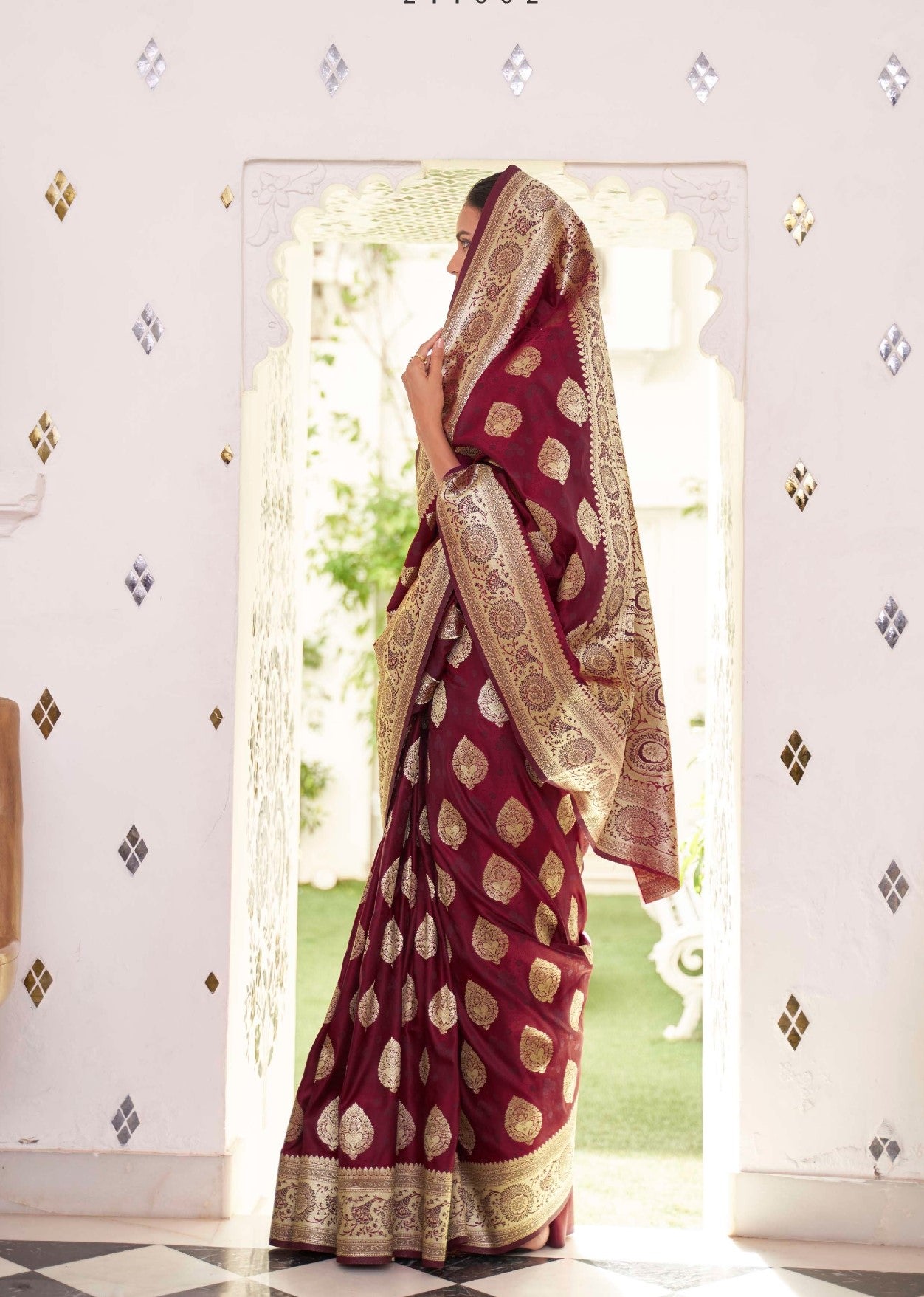 Falu Red Banarasi Silk Saree
