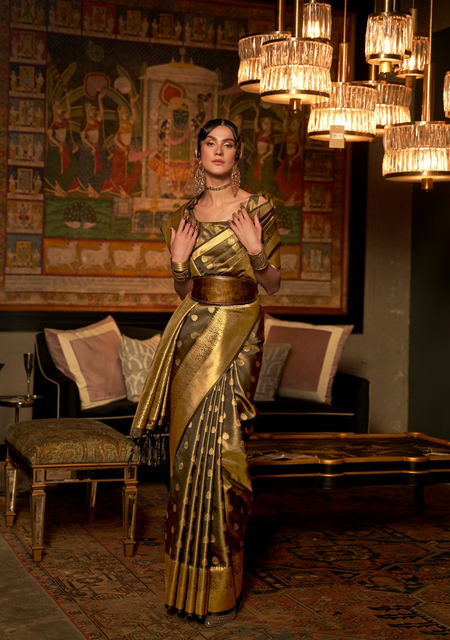Mehendi Green Handloom Brocade Woven Kanjivaram Silk Saree