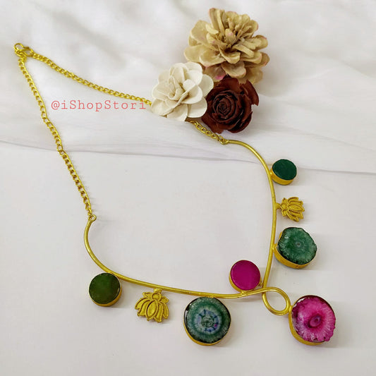 Agate stones gold necklace earring set with a bold design in multi colors.