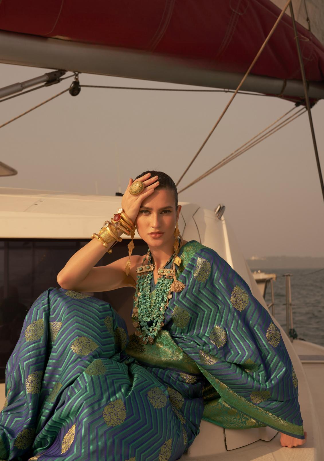 Ocean Green Dual Tone Chevron Handloom Woven Satin Silk Saree