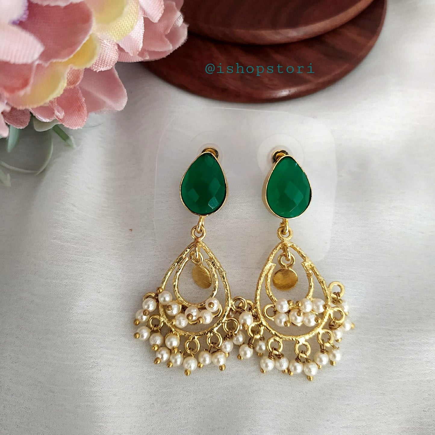 Kyra Glossy Stone Earrings