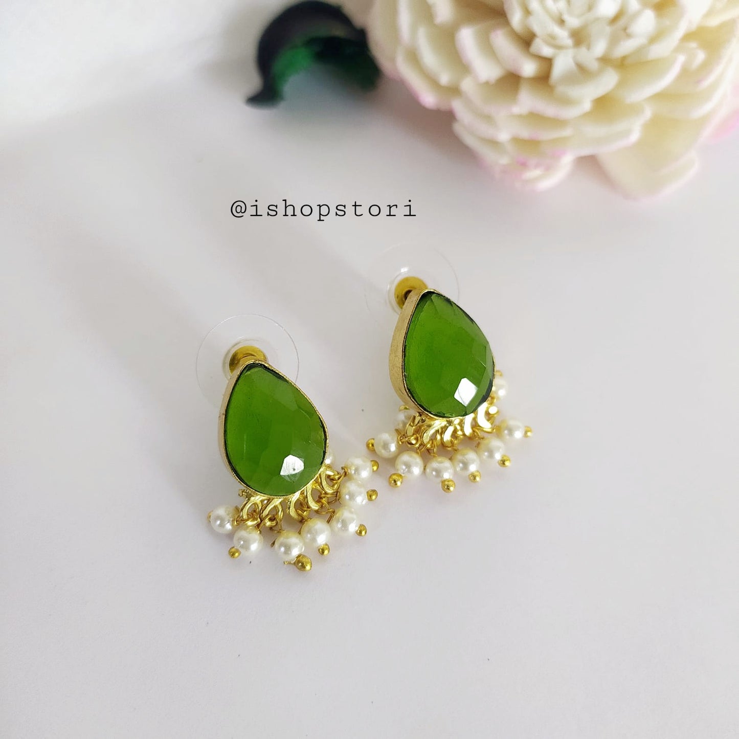 Pihu Tear Drop Single Stone Earrings